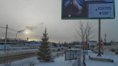 Жителям Ленобласти о необходимости вовремя оплачивать электроэнергию напомнили яркие билборды от ПСК