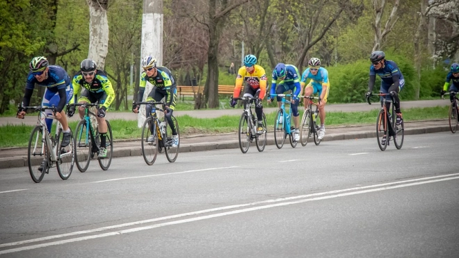 На Левашовском шоссе 21 апреля ограничат движение из-за велогонки