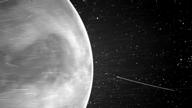 Солнечный зонд Parker снял уникальное явление на Венере