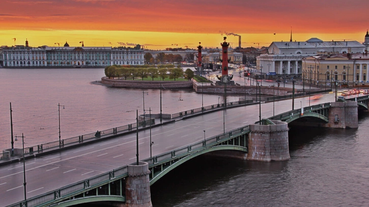 На капитальный ремонт Биржевого моста через Малую Неву потратят более 2,3 млрд рублей 