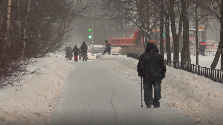 В Петербурге 13 января ухудшатся погодные условия