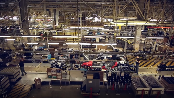 Первый автомобиль Лада на бывшем заводе Nissan в Петербурге выпустят в середине июня