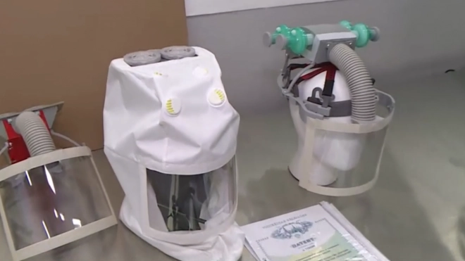 В Петербурге на 3D-принтере создали шлем для защиты от коронавируса