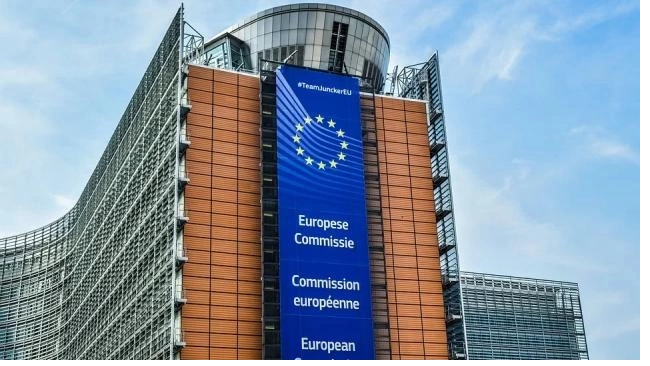 DW: Еврокомиссия запустила юридическую процедуру против Польши за нарушение законов ЕС