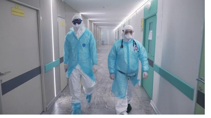Петербург снова оказался лидером по суточной госпитализации от коронавируса