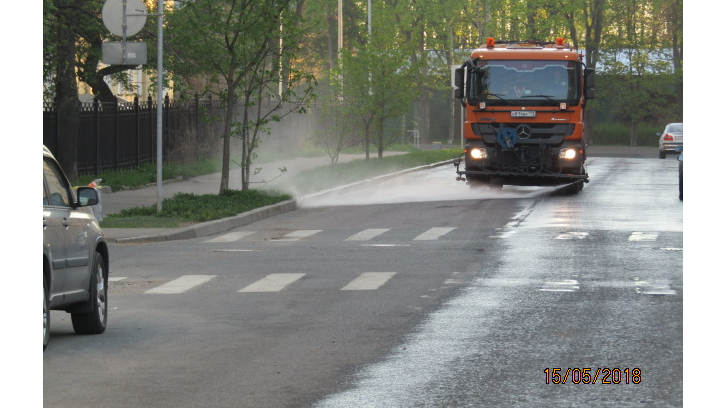 За прошлую неделю Петербург очистили от 5 тонн грязи и мусора За прошлую неделю Петербург очистили от 5 тонн грязи и мусора