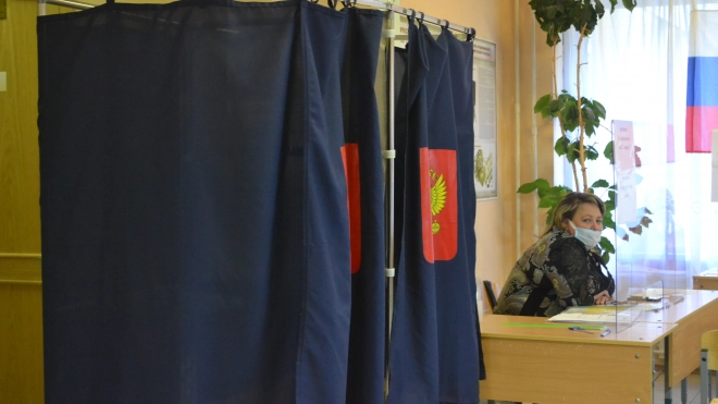 Столетняя жительница Петербурга проголосовала на выборах  