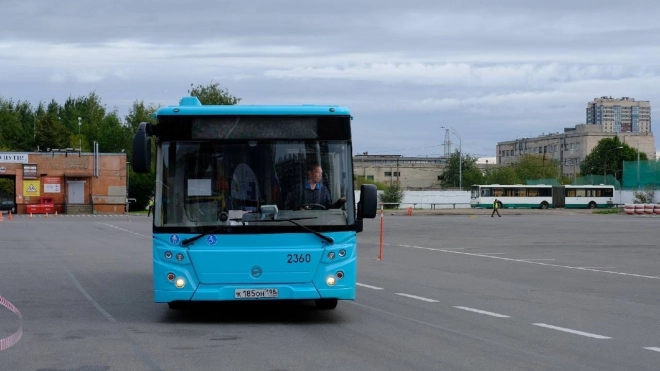 Аварийные работы изменили маршруты восьми автобусов в Пушкине