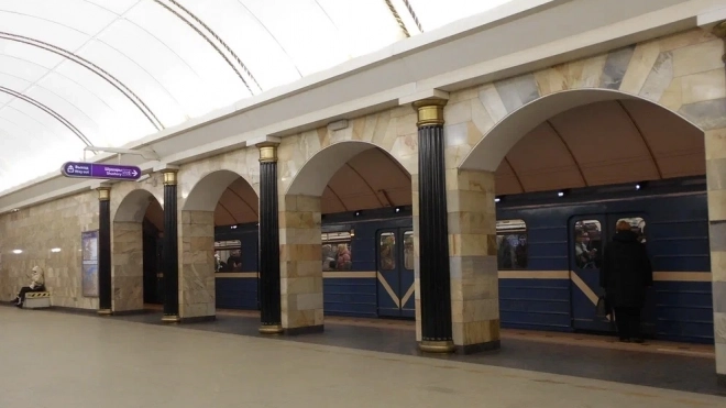 Новая схема метро Петербурга появится на станциях к концу января