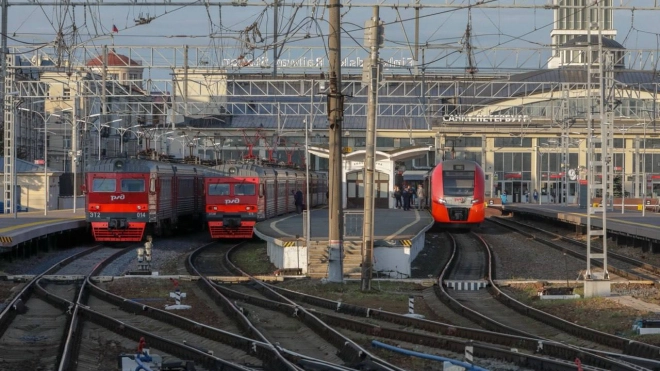 С начала года пригородные поезда Ленобласти перевезли более 23 млн пассажиров