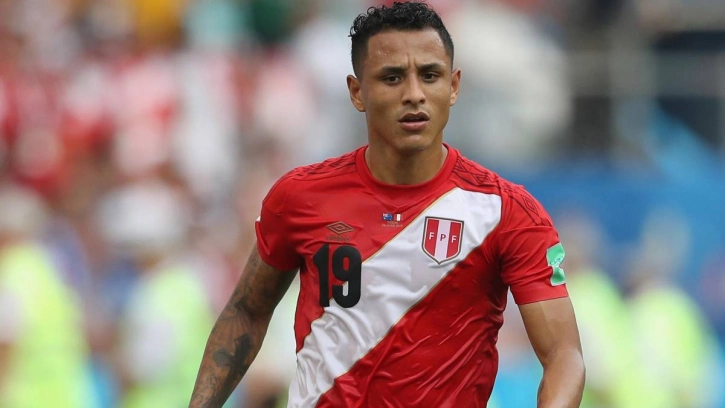 "Зенит" хочет приобрести полузащитника сборной Перу Йотуна