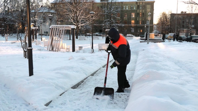 Ильдар Гилязов поручил ежедневно контролировать уборку снега в Выборге