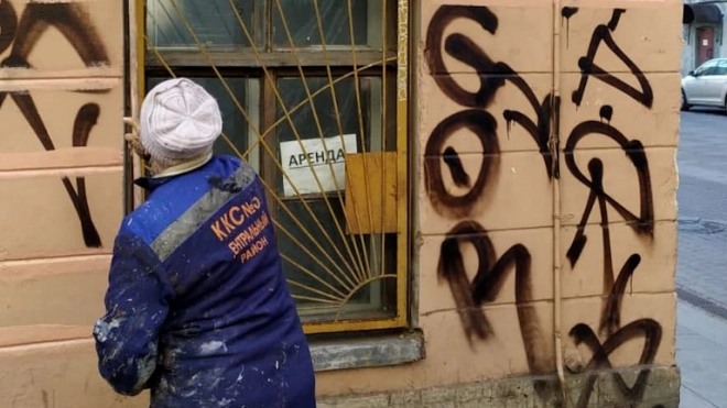 Моховая улица стала самой изрисованной граффити в Петербурге