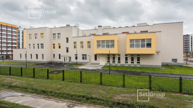 В Красносельском районе сдан в эксплуатацию детский сад с бассейном на 220 детей