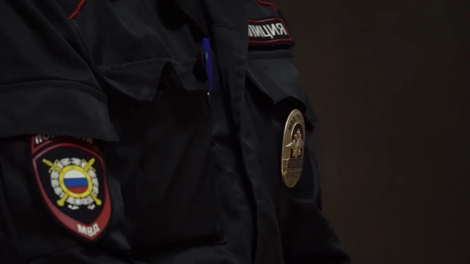 В Петербурге задержали мужчину за надписи о спецоперации на стенах Академии ВМФ