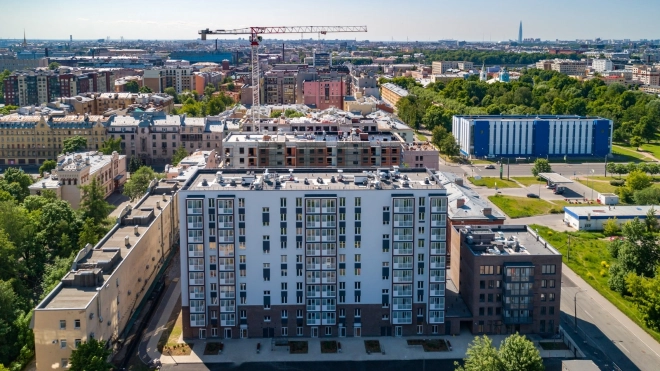 В Петербурге в июле ввели в эксплуатацию более 448 тысяч "квадратов" жилья