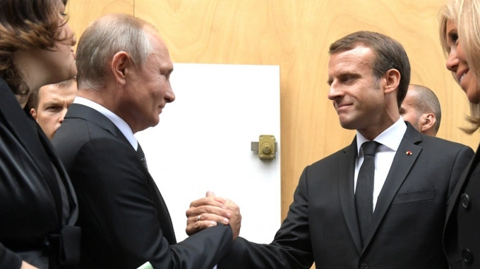Эксперты прокомментировали разговор Путина с Макроном