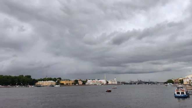 Колесов показал конвективное облако, которое принесло ливень в Петербург