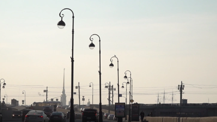 На четырех улицах в Центральном районе Петербурга установили новое светодиодное освещение 