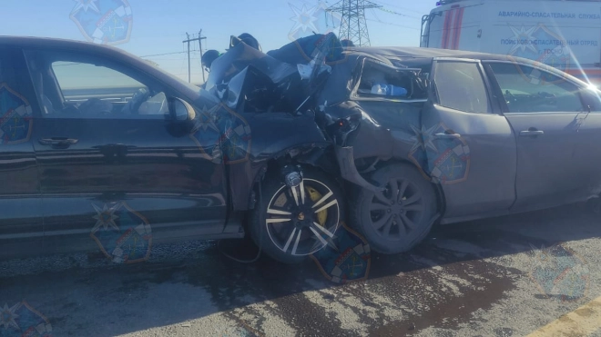 На скоростной трассе М-11 в Ленобласти погибли водители 28 и 70 лет