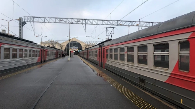 В среднем за сутки в Петербурге дезинфицируют более 2 тыс. вагонов