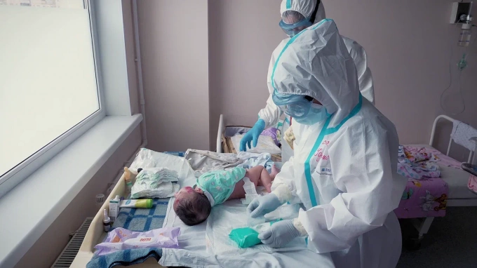Врачи Перинатального центра Петербурга спасли беременную женщину с мозговым кровоизлиянием 