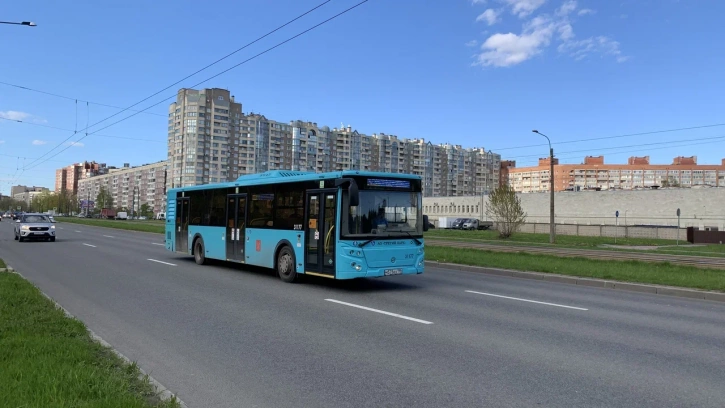 Чаще всего петербуржцы и гости города передвигались на автобусе №39