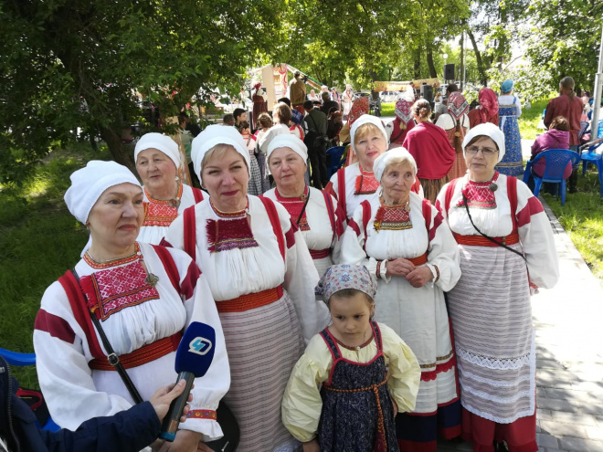 Фестиваль фольклора и ремесел проходит в Луге