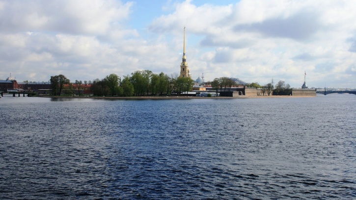 Вдоль Невы планируют создать пешеходные зоны Вдоль Невы планируют создать пешеходные зоны
