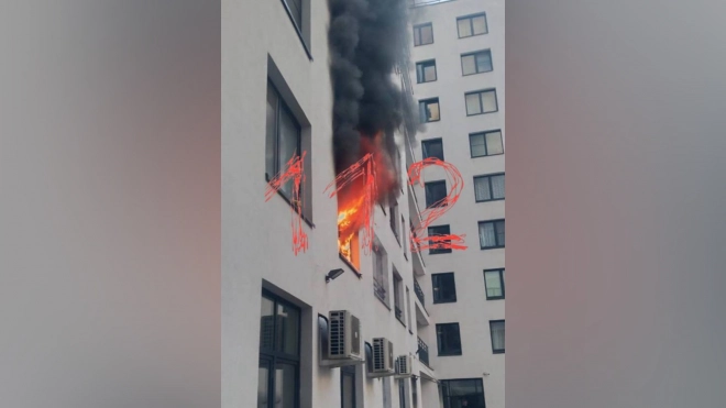 На месте пожара в квартире на Кременчугской обнаружили два трупа, одного из погибших застрелили