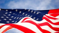 ФРС США снова сохранила базовую ставку на уровне 4,25–4,5%