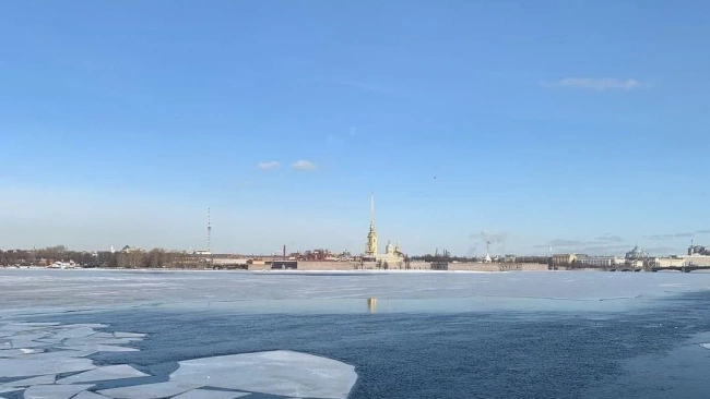 В среду в Петербург придут морозы и сухая погода