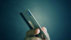 Держатели новых карт Visa СберБизнес получат кешбэк 10%