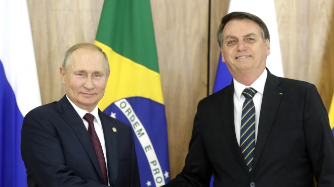 СМИ: Вашингтон выступает за отмену визита президента Бразилии в Москву