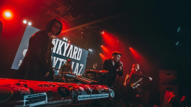 На крыше Hi-Hat 19 сентября состоится концерт группы Junkyard Storytellaz