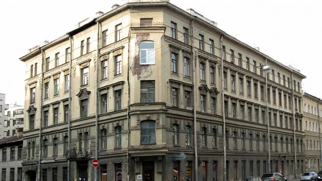 Петербургские студенты получат комнаты в доходных домах