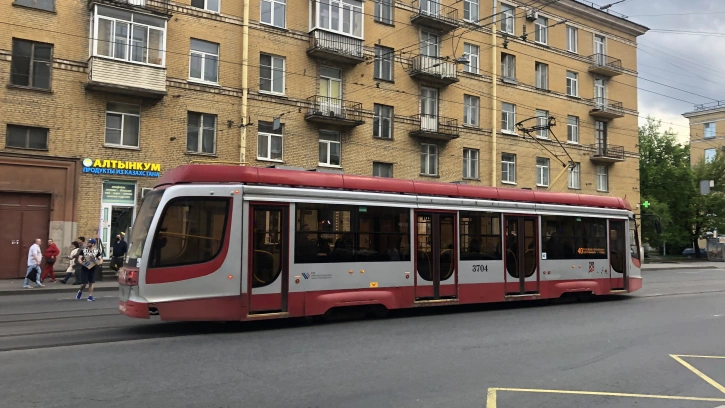 Трамваи №№36 и 52 изменят движение из-за ремонтных работ на проспекте Стачек 