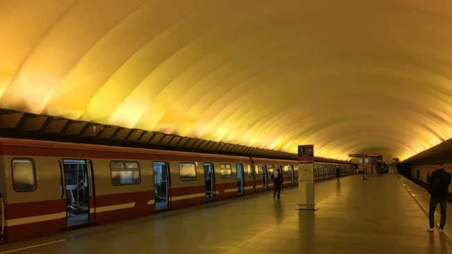 Станция метро "Политехническая" работает в штатном режиме 