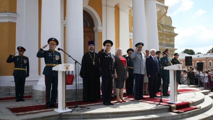В Петербурге завершился 140-й выпуск лейтенантов Военного института физической культуры