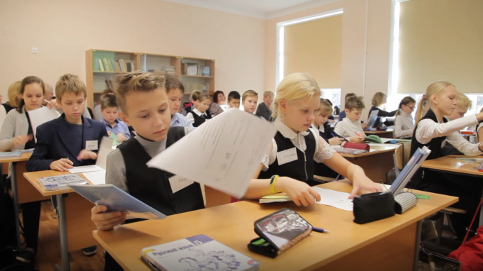 Число школьников в спб. Работа в Санкт-Петербурге для школьников 12 лет.