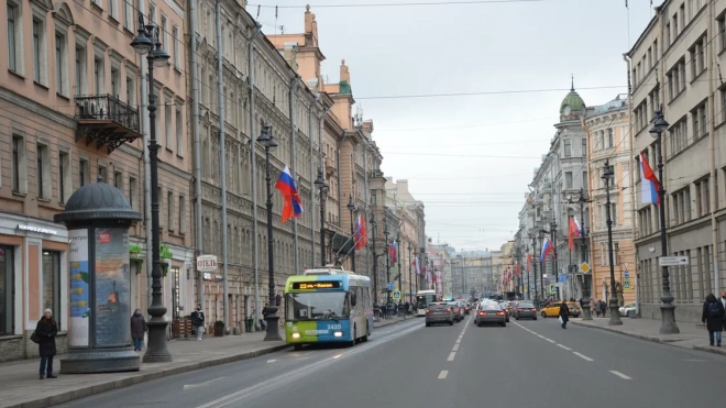 В Петербурге зарплата сотрудников транспортных предприятий вырастет на 20%