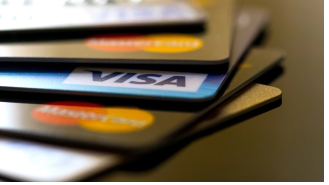 Visa в 2022 году изменит тарифы на оплату картами в супермаркетах