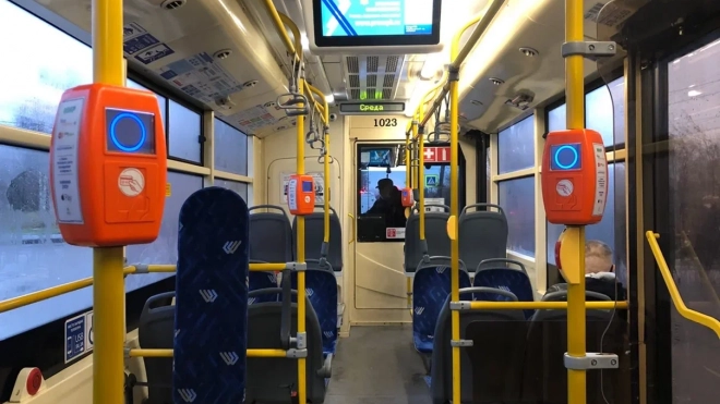 "Пассажиравтотранс" предоставил автобус для пассажиров опоздавшего поезда