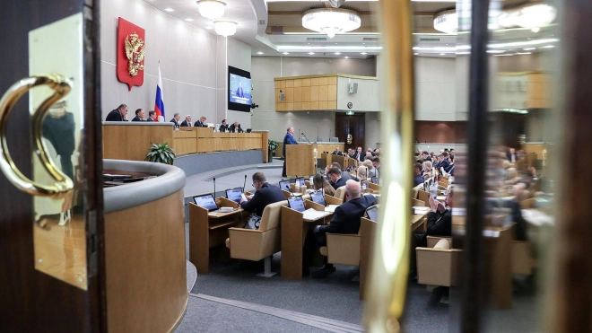 В Госдуме приняли закон о внесудебной блокировке сайтов с услугами по нелегальной миграции