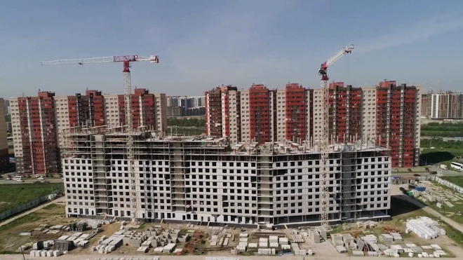 Более 3 млн "квадратов" жилья введут в Петербурге до конца года
