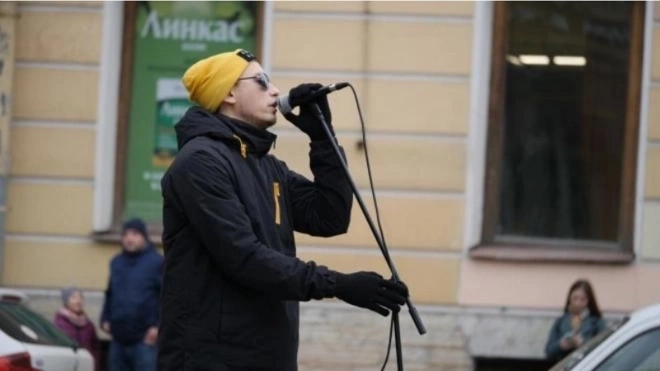 В ЗакСе Петербурга утвердили закон об уличных музыкантах