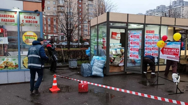 В Петербурге за день демонтировали 6 незаконных торговых точек