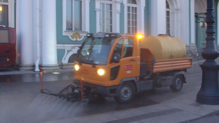 После "Алых парусов" Петербург будут убирать 240 дворников После "Алых парусов" Петербург будут убирать 240 дворников