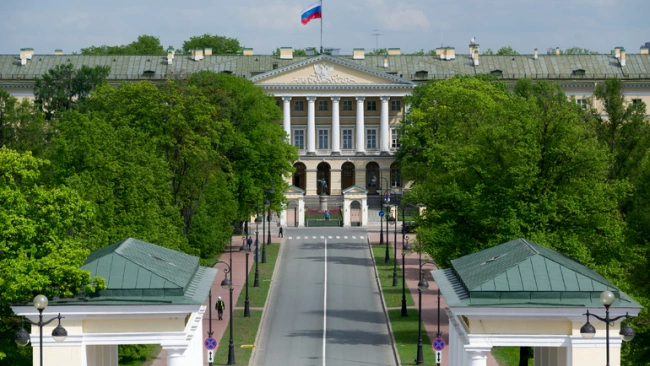 Бюджет Петербурга в 1-м полугодии получил более 10 млрд руб от использования госимущества