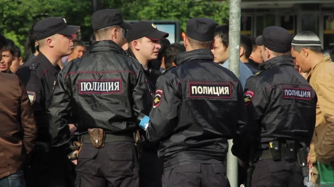 Погоня со стрельбой попала на видео в Петербурге 